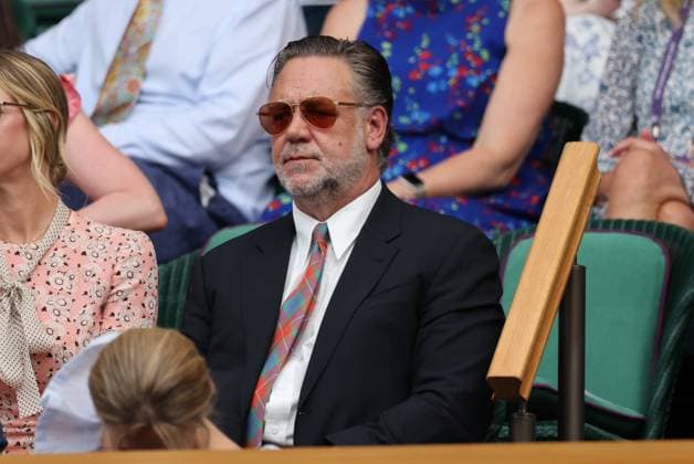 . 01 07 2025. London, United Kingdom. Russell Crowe in the Royal Box on day two of the Wimbledon Tennis Championships in London.  xStephenxLockx xi-Imagesx IIM-26061-0046