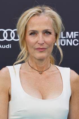Gillian Anderson at the premiere of the feature film The Salt Path and the presentation of the CineMerit Award at the 42 Filmfest München 2025 at the Deutsches Theater Munich, 01 07 2025 Foto:xD.xBedrosianx xFuturexImagex anderson_5709
