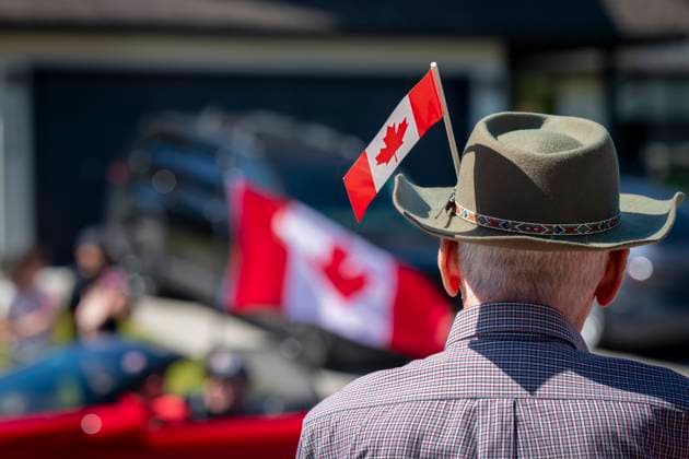Canada Day Canadians in British Columbia celebrate Canada Day near Vancouver, Canada, on July 1, 2025. National flags are seen across the country to mark the anniversary of Canadian Confederation, which takes place on July 1, 1867, with the passage of the British North America Act. Delta, BC Canada  Copyright: xMarkxStahlx originalFilename: stahl-notitle250701_npKMc.jpg