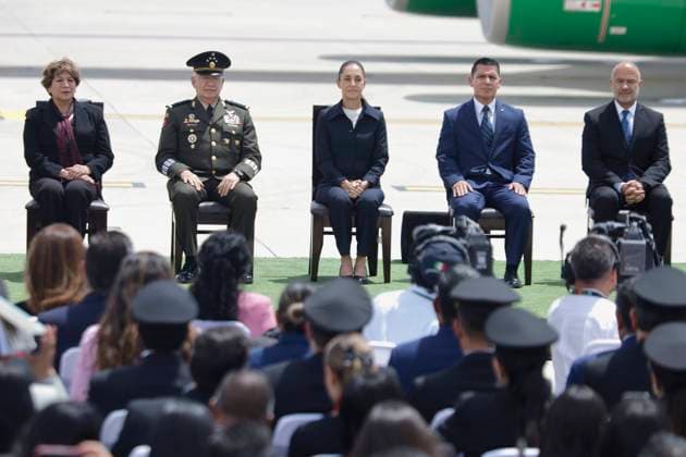 Mexicana De Aviacion Receives Its First Embraer E195-E2 Aircraft Claudia Sheinbaum, President of Mexico, receives the first Embraer E195-E2 aircraft from Mexicana de Aviacion during a ceremony at Felipe Angeles International Airport (AIFA) in Zumpango, State of Mexico, on July 1, 2025. Zumpango, State of Mexico Mexico  Copyright: xGerardoxVieyrax originalFilename: vieyra-notitle250701_np7xb.jpg