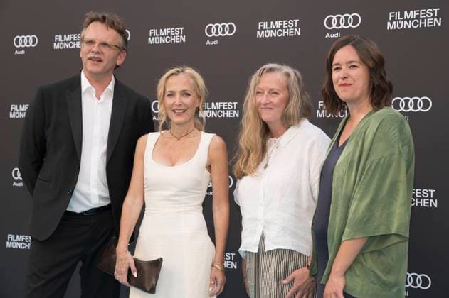 Christoph Gröner, Gillian Anderson, Raynor Winn and Julia Weigl at the premiere of the feature film The Salt Path and the presentation of the CineMerit Award at the 42 Filmfest München 2025 at the Deutsches Theater Munich, 01 07 2025 Foto:xN.xKolinzx xFuturexImagex anderson_5748