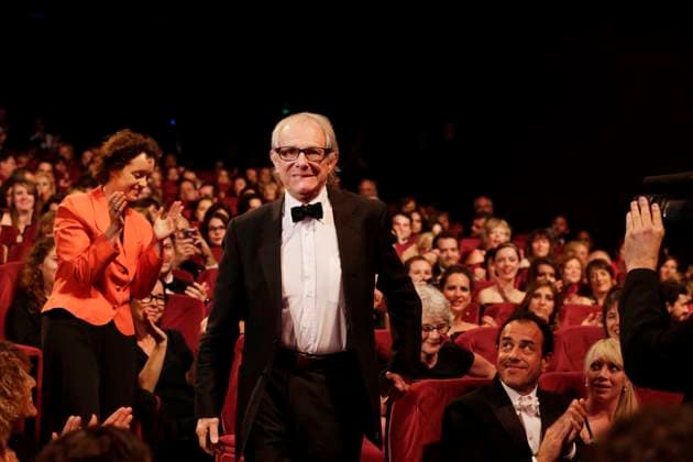 KEN LOACH RECOIT LE PRIX DU JURY - CEREMONIE DE CLOTURE DU 65 EME FESTIVAL DU FILM DE CANNES, LE 27 MAI 2012. Closing Ceremony during the 65th Annual Cannes Film Festival on May 27, 2012 in Cannes, France. CANNES France *** KEN LOACH RECEIVES THE JURY PRIZE CLOSING CEREMONY DURING THE 65TH ANNUAL CANNES FILM FESTIVAL, MAY 27, 2012 Closing Ceremony during the 65th Annual Cannes Film Festival on May 27, 2012 in Cannes, France CANNES France  Copyright: xJACOVIDES-BORDE-MOREAUx xBESTIMAGExJACOVIDES-BORDE-MOREAUx xBESTIMAGEx