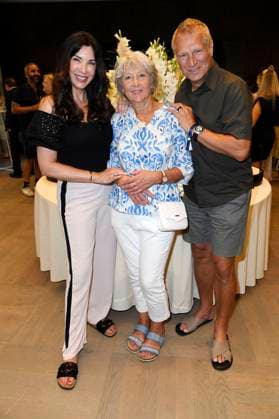 Alexandra Polzin with mother Regina Polzin and husband Gerhard Leinauer at the Thomas Sabo Elyndra collection presentation at Berlin Fashion Week S S 2026 at the Hotel de Rome Berlin, 02 07 2025 Foto:xF.xKernx xFuturexImagex sabo_5728