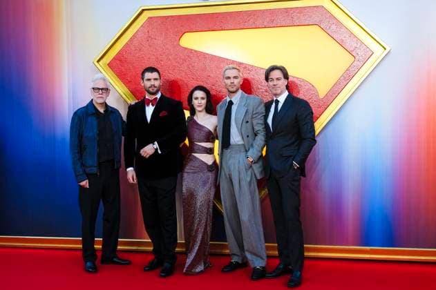 James Gunn, David Corenswet, Rachel Brosnahan, Nicholas Hoult and Peter Safran at the fan event for the movie Superman at Cineworld Leicester Square London, 02 07 2025 Foto:xJ.xEdwardsx xFuturexImagex superman_5739