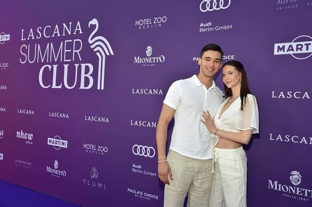 GermanyPremiere JURASSIC World San Diego Poth with girlfriend Louisa Büscher ã LASCANA Summer Club Ò the well-known Hamburg lingerie and beachwear brand transformed the urban location ãMaayaÒ in Berlin Friedrichshain into a tropical oasis with pool in Berlin, on 02 07 2025 Photopress Mueller