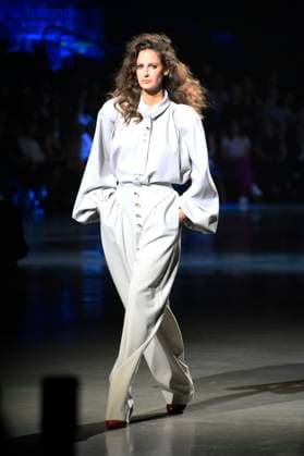 Model at the Kilian Kerner Fashion Show at the Berlin Fashion Week S S 2026 in the Uber Eats Music Hall Berlin, 02 07 2025 Foto:xN.xKubelkax xFuturexImagex kerner_5713