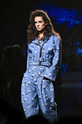 Model at the Kilian Kerner Fashion Show at the Berlin Fashion Week S S 2026 in the Uber Eats Music Hall Berlin, 02 07 2025 Foto:xN.xKubelkax xFuturexImagex kerner_5714