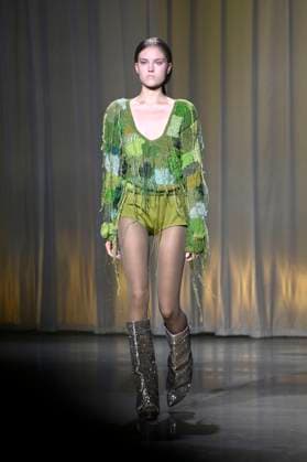 Model at the Danny Reinke Fashion Show at the Berlin Fashion Week S S 2026 in the Uber Eats Music Hall Berlin, 02 07 2025 Foto:xN.xKubelkax xFuturexImagex reinke_5730