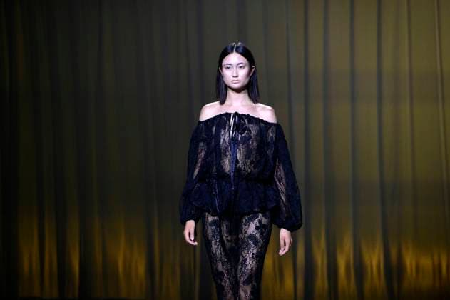Model at the Danny Reinke Fashion Show at the Berlin Fashion Week S S 2026 in the Uber Eats Music Hall Berlin, 02 07 2025 Foto:xN.xKubelkax xFuturexImagex reinke_5736