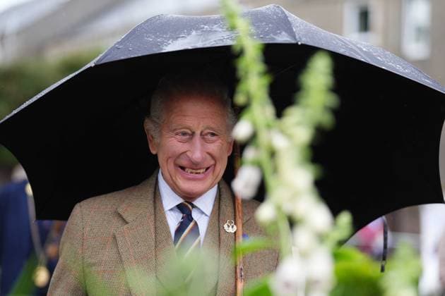 Entertainment Themen der Woche KW27 Entertainment Bilder des Tages King visits Scotland for Holyrood Week King Charles III during a visit to Campbeltown Farmers Market at Campbeltown Heritage Centre, as part of his trip to Scotland for Holyrood Week. Picture date: Thursday July 3, 2025., Credit:Avalon.red Avalon UK, Campbeltown  Copyright: xAvalon.redx xAvalonx 1018056195
