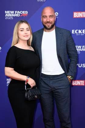 Kim Gloss with husband Alexander Beliaikin at the presentation of the Bunte New Faces Awards Style 2025 at the Telegraphenamt Berlin, 03 07 2025 Foto:xN.xKubelkax xFuturexImagex faces_5769