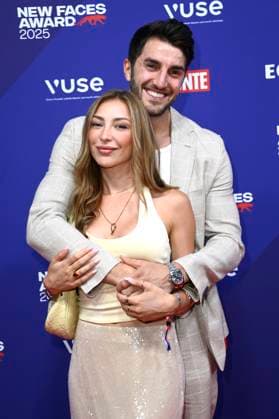 Dennis Gries with partner Katja Geretschuchin at the presentation of the Bunte New Faces Awards Style 2025 at the Telegraphenamt Berlin, 03 07 2025 Foto:xN.xKubelkax xFuturexImagex faces_5871