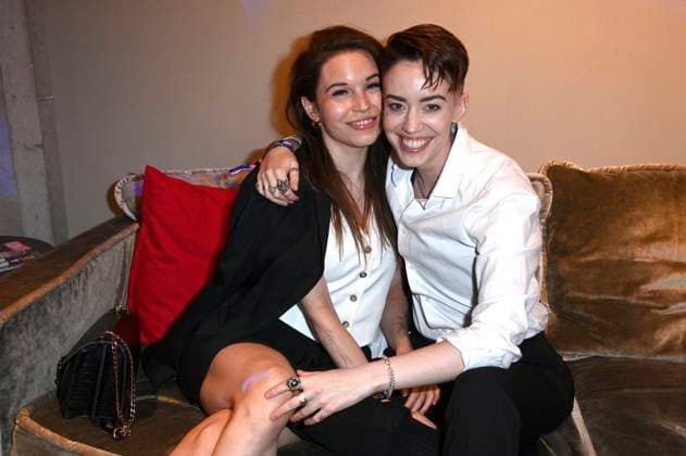Laura Tashina with friend Alina at the Bunte New Faces Awards Style 2025 at the Telegraphenamt Berlin, 03 07 2025 Foto:xN.xKubelkax xFuturexImagex faces_5887