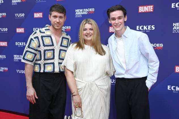 Sebastiano Schweitzer, Alina Wichmann and Mike Leon Lichtenberg at the presentation of the Bunte New Faces Awards Style 2025 at the Telegraphenamt Berlin, 03 07 2025 Foto:xN.xKubelkax xFuturexImagex faces_5812