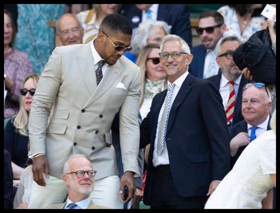 . 04 07 2025. London, United Kingdom. Boxer Anthony Joshua and former footballer Gary Lineker arriving in the Royal Box on day five of the Wimbledon Tennis Championships in London.  xStephenxLockx xi-Imagesx IIM-26076-0032