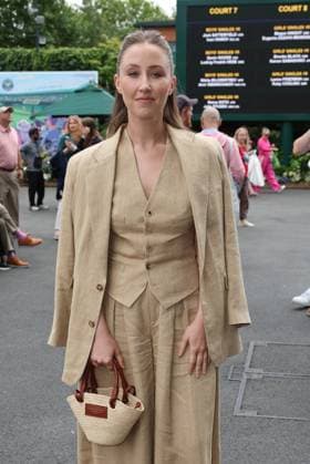 . 06 07 2025. London, United Kingdom. Actress Erin Doherty arriving on day seven of the Wimbledon Tennis Championships in London.  xStephenxLockx xi-Imagesx IIM-26081-0002