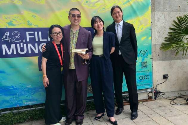 Soujiro Sanada with team at the award ceremony at the 42 Filmfest München 2025 at Amerikahaus Munich, 05 07 2025 Foto:xN.xKolinzx xFuturexImagex preisverleihung_5709