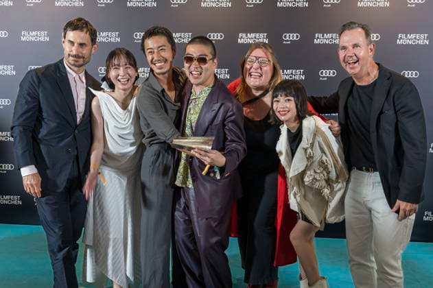 Clemens Schick , Soujiro Sanada with team and Anna Hints at the award ceremony at the 42 Filmfest München 2025 in the Amerikahaus Munich, 05 07 2025 Foto:xN.xKolinzx xFuturexImagex preisverleihung_5722