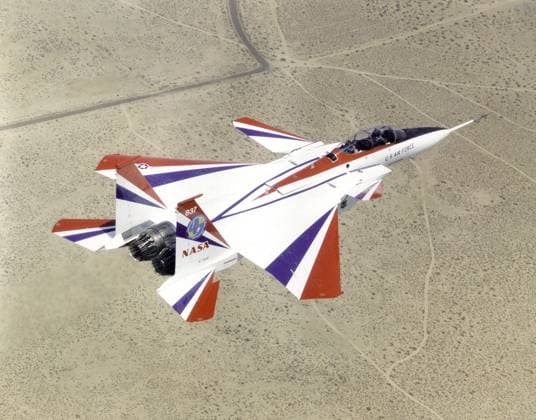 Un F-15 ACTIVE en vol au dessus du desert de Mojave pendant un vol controle de la grande stabilite de l appareil (High Stability Engine Control (HISTEC)) le 1er Aout 1997. The F-15 ACTIVE in flight over the Mojave desert during a High Stability Engine Control (HISTEC) flight. The twin-engine F-15 is equipped with new Pratt & Whitney nozzles that can turn up to 20 degrees in any direction, giving the aircraft thrust control in the pitch (up and down) and yaw (left and right) directions. On March 27, 1996, NASA began flight testing a new thrust-vectoring concept on the F-15 research aircraft to improve performance and aircraft control. The new concept should lead to signifigant increases in performance of both civil and military aircraft flyi  Copyright: xNasaxviaxBestimagexNasaxviaxBestimagex