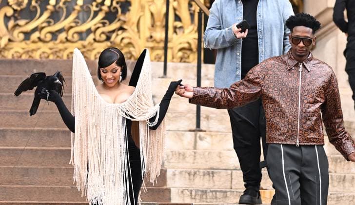 Cardi B leaves the Schiaparelli Haute Couture Fall Winter 2025 2026 Collection show during Paris Fashion Week PFW on July 7, 2025 Pierre Perusseau Bestimage Cardi B leaves the Schiaparelli Haute Couture Fall Winter 2025 2026 Collection show during Paris Fashion Week PFW on July 7, 2025 Paris France  Copyright: xPierrexPerusseaux xBestimagexPierrexPerusseaux xBestimagex