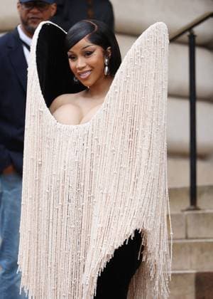 Cardi B Celebrities at Schiaparelli Haute Couture Fall Winter 2025 2026 Collection fashion show, during Paris Fashion Week on july 7th 2025 Denis Guignebourg Bestimage Celebrities at Schiaparelli Haute Couture Fall Winter 2025 2026 Collection fashion show, during Paris Fashion Week on july 7th 2025 Paris France  Copyright: xDenisxGuignebourgx xBestimagexDenisxGuignebourgx xBestimagex