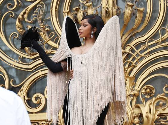 Cardi B Celebrities at Schiaparelli Haute Couture Fall Winter 2025 2026 Collection fashion show, during Paris Fashion Week on july 7th 2025 Denis Guignebourg Bestimage Celebrities at Schiaparelli Haute Couture Fall Winter 2025 2026 Collection fashion show, during Paris Fashion Week on july 7th 2025 Paris France  Copyright: xDenisxGuignebourgx xBestimagexDenisxGuignebourgx xBestimagex