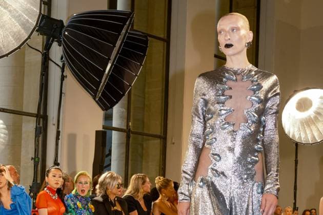 Runway Schiaparelli Haute Couture Fall Winter 2025 2026 Collection show during Paris Fashion Week PFW , in Paris, France, on July 7, 2025 Runway Schiaparelli Haute Couture Fall Winter 2025 2026 Collection show during Paris Fashion Week PFW , in Paris, France, on July 7, 2025 Paris  Copyright: xAgencex xBestimagexAgencex xBestimagex