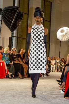 Runway Schiaparelli Haute Couture Fall Winter 2025 2026 Collection show during Paris Fashion Week PFW , in Paris, France, on July 7, 2025 Runway Schiaparelli Haute Couture Fall Winter 2025 2026 Collection show during Paris Fashion Week PFW , in Paris, France, on July 7, 2025 Paris  Copyright: xAgencex xBestimagexAgencex xBestimagex