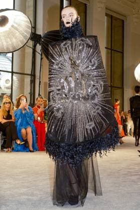 Runway Schiaparelli Haute Couture Fall Winter 2025 2026 Collection show during Paris Fashion Week PFW , in Paris, France, on July 7, 2025 Runway Schiaparelli Haute Couture Fall Winter 2025 2026 Collection show during Paris Fashion Week PFW , in Paris, France, on July 7, 2025 Paris  Copyright: xAgencex xBestimagexAgencex xBestimagex