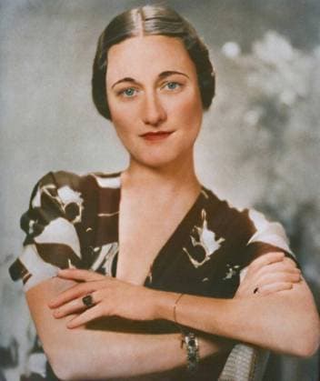 RECORD DATE NOT STATED Mrs Simpson: A Studio Portrait, 1937. From Coronation Souvenir Book 1937, edited by Gordon Beckles. Daily Express, London, 1937 (Colorised black and white print). Copyright:xThexPrintxCollector HeritagexImagesxUnknownx IMAGO, ! ACHTUNG: AUFNAHMEDATUM GESCHÄTZT!  Copyright:ThexPrintxCollector HeritagexImagesxUnknownx IMAGO