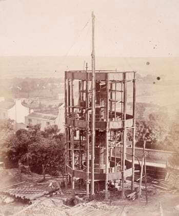 RECORD DATE NOT STATED The South Water Tower, Crystal Palace, Sydenham, 1852-1854. Designed by Sir Joseph Paxton to house the Great Exhibition of 1851 in Hyde Park, the Crystal Palace was reconstructed and enlarged in Sydenham in 1852. The first column was raised on 5 August 1852 and the palace was opened by Queen Victoria on 10 June 1854. Many exhibitions and events were subsequently held at the Crystal Palace until it burnt down on 30 November 1936. The park contained a motor racing circuit from 1937 until 1972 and the famous athletics track dates back to the foundation of the Crystal Palace Athletics Club in 1868. Plate 15 from Photographic Views of the Progress of the Crystal Palace, Sydenham. Taken during the progress of the works, by desire of the directors  Copyright:HeritagexArt HeritagexImagesxPhilipxHenryxDelamottex IMAGO