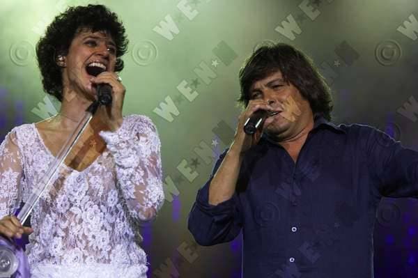 Brazilian singer SIMONE performs in concert with Portuguese singer LUIS REPRESAS Lisbon, Portugal - 08.09.05, Portugal Rui M Leal WENN 301929.jpg
