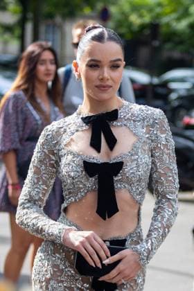 PFW Tamara Ralph Outside Arrivals NB Hailee Steinfeld arriving at the Tamara Ralph show as part of Haute Couture Fashion Week on July 07, 2025 in Paris, France. Photo by Nasser Berzane ABACAPRESS.COM Paris France  Copyright: xBerzanexNasser ABACAx