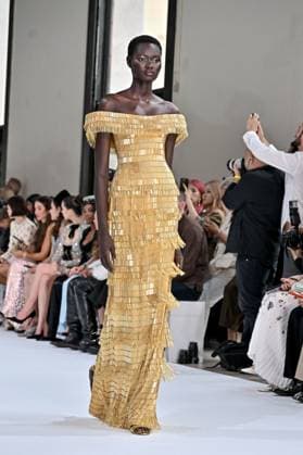 PFW Tamara Ralph Runway A model walks the runway at the Tamara Ralph show as part of Haute Couture Fashion Week in Paris, France on July, 7, 2025. Photo by Julien Reynaud APS-Medias ABACAPRESS.COM Paris France  Copyright: xReynaudxJulien APS-Medias ABACAx