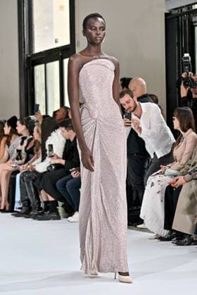 PFW Tamara Ralph Runway A model walks the runway at the Tamara Ralph show as part of Haute Couture Fashion Week in Paris, France on July, 7, 2025. Photo by Julien Reynaud APS-Medias ABACAPRESS.COM Paris France  Copyright: xReynaudxJulien APS-Medias ABACAx