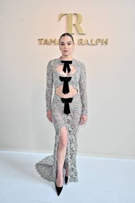 PFW Tamara Ralph Front Row Hailee Steinfeld at the Tamara Ralph show as part of Haute Couture Fashion Week in Paris, France on July, 7, 2025. Photo by Julien Reynaud APS-Medias ABACAPRESS.COM Paris France  Copyright: xReynaudxJulien APS-Medias ABACAx