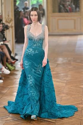 PFW Tony Ward Runway A model walks the runway at the Tony Ward show as part of Haute Couture Fashion Week in Paris, France on July, 7, 2025. Photo by Julien Reynaud APS-Medias ABACAPRESS.COM Paris France  Copyright: xReynaudxJulien APS-Medias ABACAx