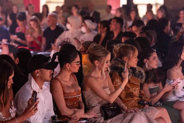 PFW - Georges Hobeika Front Row Leonie Hanne (center) attends the Georges Hobeika Haute Couture Fall Winter 2025-2026 show, as part of Paris Fashion Week in Paris, France on July 7, 2025. Photo by Ammar Abd Rabbo ABACAPRESS.COM Paris France  Copyright: xAbdxRabboxAmmar ABACAx
