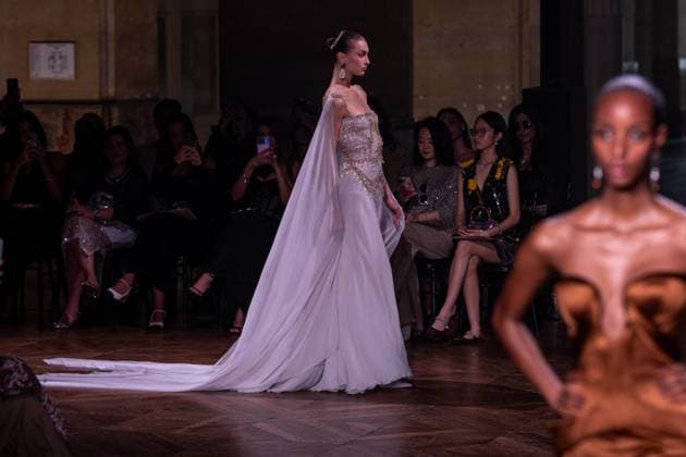 PFW - Georges Hobeika Runway A model walks the runway at the Georges Hobeika Haute Couture Fall Winter 2025-2026 show, as part of Paris Fashion Week in Paris, France on July 7, 2025. Photo by Ammar Abd Rabbo ABACAPRESS.COM Paris France  Copyright: xAbdxRabboxAmmar ABACAx