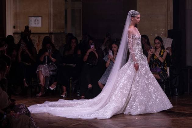 PFW - Georges Hobeika Runway A model walks the runway at the Georges Hobeika Haute Couture Fall Winter 2025-2026 show, as part of Paris Fashion Week in Paris, France on July 7, 2025. Photo by Ammar Abd Rabbo ABACAPRESS.COM Paris France  Copyright: xAbdxRabboxAmmar ABACAx
