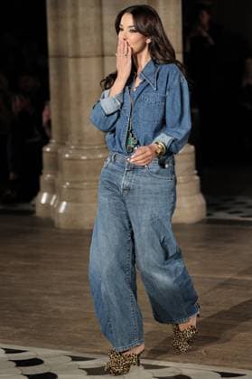 Designer Lena Erziak Défilé Lena Erziak Collection Haute Couture Automne Hiver 2025 2026 lors de la Fashion Week de Paris, le 7 juillet 2025 Sébastien Fremont Bestimage Celebrities at Lena Erziak Haute Couture Fall Winter 2025 2026 Collection fashion show, during Paris Fashion Week on july 7th 2025 Paris France  Copyright: xSebastienxFremontx xBestimagexSebastienxFremontx xBestimagex