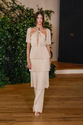 Julie de Libran Fashion Show Haute Couture Fall Winter 2025 2026 Collection during Paris Fashion Week June 7th, 2025 Julie de Libran Fashion Show Haute Couture Fall Winter 2025 2026 Collection , during Paris Fashion Week June 7th, 2025 Paris France  Copyright: xAgencex xBestimagexAgencex xBestimagex