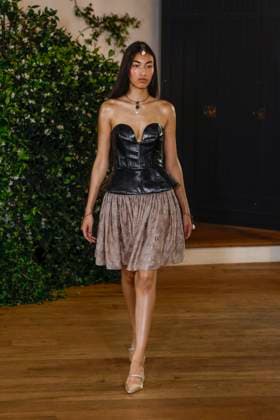 Julie de Libran Fashion Show Haute Couture Fall Winter 2025 2026 Collection during Paris Fashion Week June 7th, 2025 Julie de Libran Fashion Show Haute Couture Fall Winter 2025 2026 Collection , during Paris Fashion Week June 7th, 2025 Paris France  Copyright: xAgencex xBestimagexAgencex xBestimagex