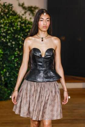 Julie de Libran Fashion Show Haute Couture Fall Winter 2025 2026 Collection during Paris Fashion Week June 7th, 2025 Julie de Libran Fashion Show Haute Couture Fall Winter 2025 2026 Collection , during Paris Fashion Week June 7th, 2025 Paris France  Copyright: xAgencex xBestimagexAgencex xBestimagex