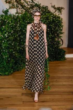 Julie de Libran Fashion Show Haute Couture Fall Winter 2025 2026 Collection during Paris Fashion Week June 7th, 2025 Julie de Libran Fashion Show Haute Couture Fall Winter 2025 2026 Collection , during Paris Fashion Week June 7th, 2025 Paris France  Copyright: xAgencex xBestimagexAgencex xBestimagex