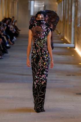 Rahul Mishra Fashion Show Haute Couture Fall Winter 2025 2026 Collection during Paris Fashion Week June 7th, 2025 Rahul Mishra Fashion Show Haute Couture Fall Winter 2025 2026 Collection , during Paris Fashion Week June 7th, 2025 Paris France  Copyright: xAgencex xBestimagexAgencex xBestimagex