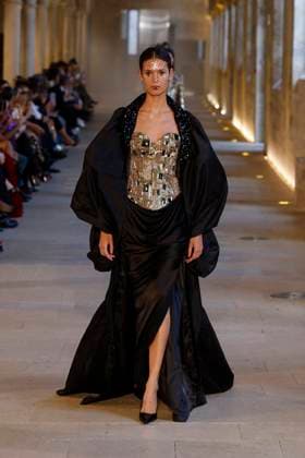 Rahul Mishra Fashion Show Haute Couture Fall Winter 2025 2026 Collection during Paris Fashion Week June 7th, 2025 Rahul Mishra Fashion Show Haute Couture Fall Winter 2025 2026 Collection , during Paris Fashion Week June 7th, 2025 Paris France  Copyright: xAgencex xBestimagexAgencex xBestimagex