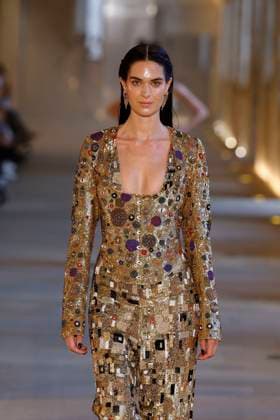 Rahul Mishra Fashion Show Haute Couture Fall Winter 2025 2026 Collection during Paris Fashion Week June 7th, 2025 Rahul Mishra Fashion Show Haute Couture Fall Winter 2025 2026 Collection , during Paris Fashion Week June 7th, 2025 Paris France  Copyright: xAgencex xBestimagexAgencex xBestimagex