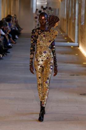 Rahul Mishra Fashion Show Haute Couture Fall Winter 2025 2026 Collection during Paris Fashion Week June 7th, 2025 Rahul Mishra Fashion Show Haute Couture Fall Winter 2025 2026 Collection , during Paris Fashion Week June 7th, 2025 Paris France  Copyright: xAgencex xBestimagexAgencex xBestimagex
