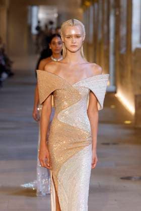 Rahul Mishra Fashion Show Haute Couture Fall Winter 2025 2026 Collection during Paris Fashion Week June 7th, 2025 Rahul Mishra Fashion Show Haute Couture Fall Winter 2025 2026 Collection , during Paris Fashion Week June 7th, 2025 Paris France  Copyright: xAgencex xBestimagexAgencex xBestimagex